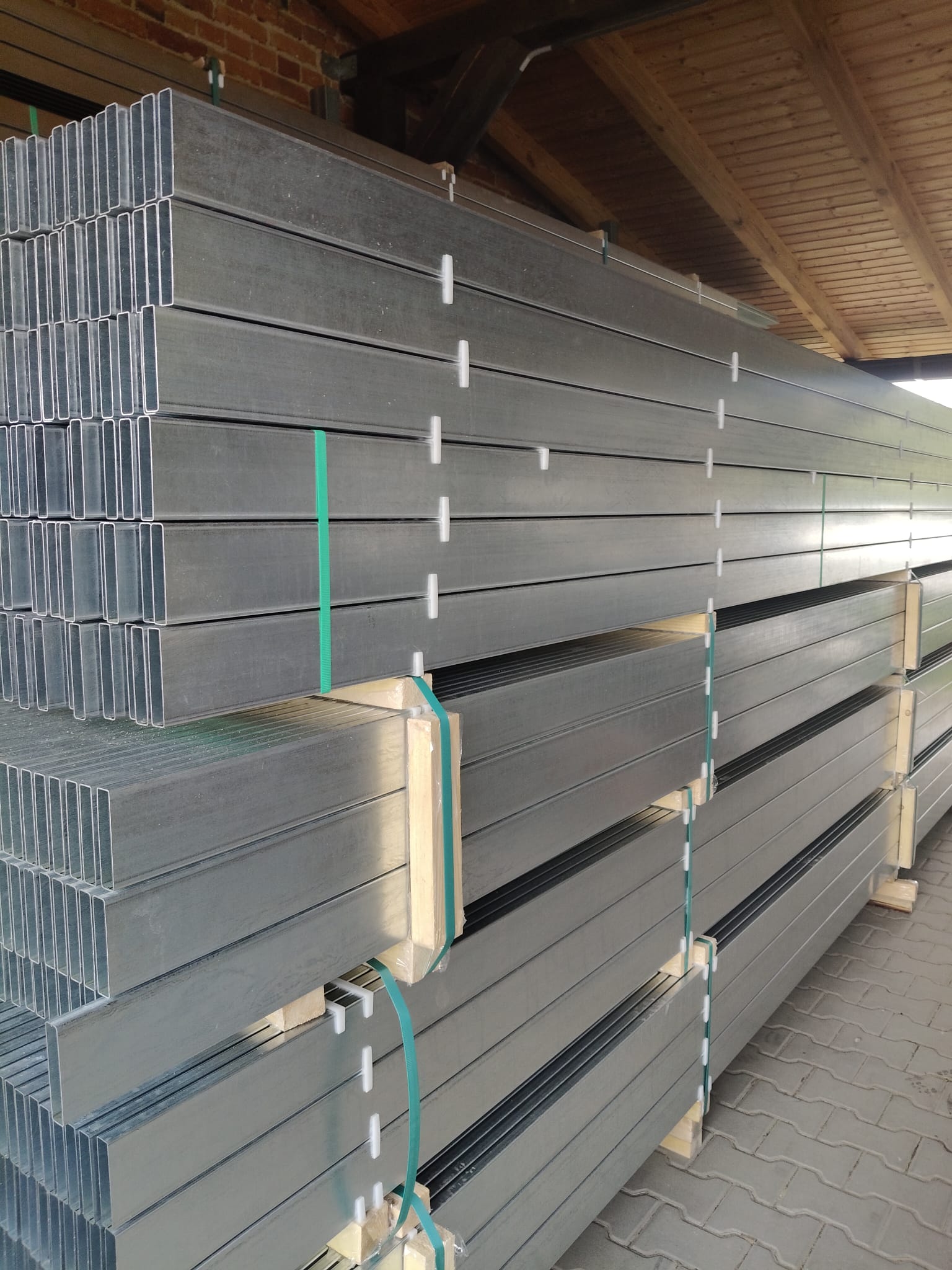 Magazyn profili stalowych